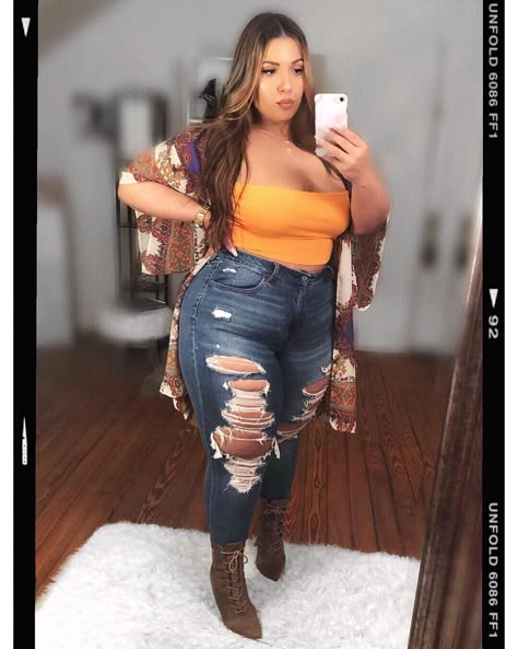 Aliciá 🌹♉️ 🧿 on Instagram: “🌞 . . . . . . . . #ootn #curvy #latina #plussize #plussizestyle #plussizefashion #fullfiguredfashion #fullfigured #goldenconfidence…” Curvy Latina Fashion, Fashion Outfits Plus Size, Outfits Gorditas, Plus Size Fashion Tips, Latina Fashion Outfits, Full Figure Fashion, Latina Fashion, Curvy Girl Outfits, Curvy Girl Fashion