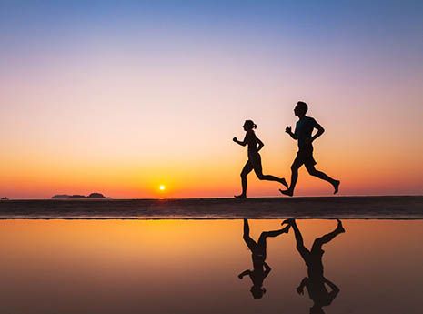 How to Date a Triathlete Running At The Beach, Running Trail Aesthetic, Relationship Exercises, Triathlon Motivation, Running Pictures, Runner's World, Beach Workouts, Partner Workout, Flyer And Poster Design