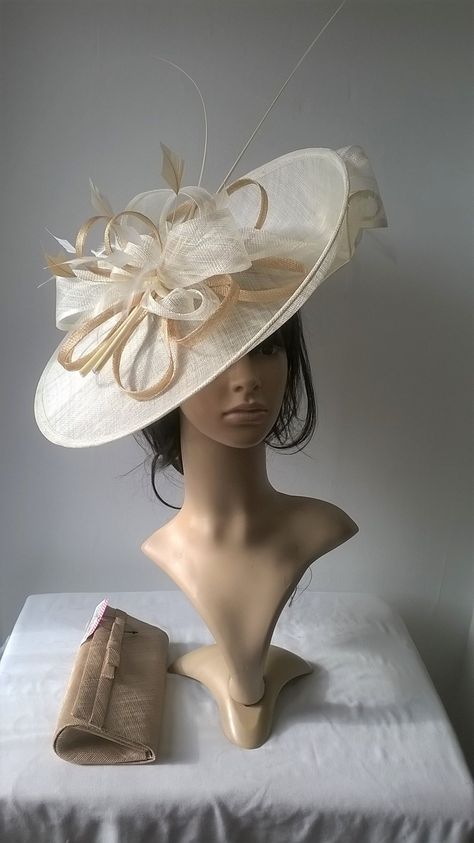 Sophia..Ivory with pale gold Hatinator..Stunning Sinamay | Etsy Silver Fascinator, Mother Of The Bride Hats, Sinamay Fascinator, Sinamay Hats, Gold Hats, Elegant Hats, Feather Fascinators, Fascinator Hat, Metal Headbands