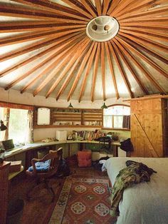 rhythm of radiation: when the movement appears to dadiate form a central point Radiation Interior Design, Cob Cabin, Yurt Ideas, Yurt Interior, Tree House Interior, Yurt Home, Yurt Living, Hobbit House, Principles Of Design