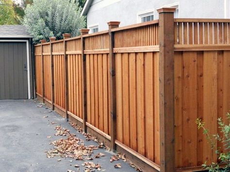 Top 70 Best Wooden Fence Ideas - Exterior Backyard Designs Cheap Privacy Fence, Privacy Fence Landscaping, Yard Privacy, Diy Privacy Fence, Fence Options, Wood Fence Design, Wood Privacy Fence, Wood Fences, Fence Designs