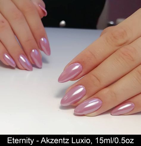 Eternity is a heavenly pink that isn't too bubblegum and has a more neutral tone.  Like a darker, pinker shade of Forever and Bossy. Award Winning Gel Polish!  This incredible 100% pure colored gel is created by Akzentz amazing team of chemists to be completely solvent free, long lasting and easily applied!  This unique formula provides numerous benefits: Easy Application - The product is not runny so it stays where you apply it. Odor Free - Abso Civil Wedding Nails, Ombre Chrome, Bubblegum Pink Nails, Ombre Chrome Nails, Nails Pictures, Nails Images, Brown Nail Art, Chic Manicure, Holo Nails