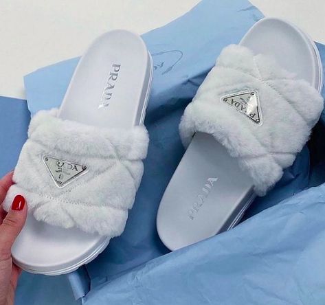 Prada fluffy slides from Christmas 2020 collection Prada Slides, Prada Aesthetic, Prada Triangle, Pretty Sandals, Dr Shoes, Plush Slippers, Sandals Beach, Shoe Inspiration, Girly Shoes