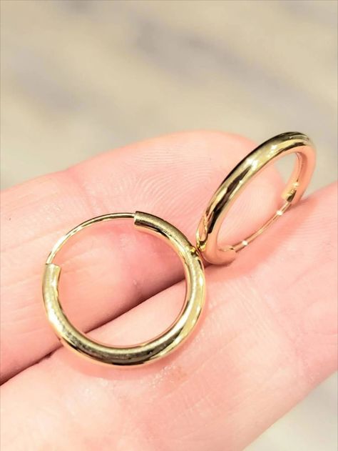 Gold Hoop earring. Thick Hoop Earring. Huggie Hoop Earring. Continous Hoop Earring. Minimalist Hoop. Silver Hoop Earring. Small Hoop Earring Silver Hoop Earring, Gold Hoop Earring, Earring Minimalist, Thick Hoop Earrings, Small Hoop Earrings, Hoops Earrings, Jersey City, Huggie Hoop Earrings, Jewelry Earrings Hoops