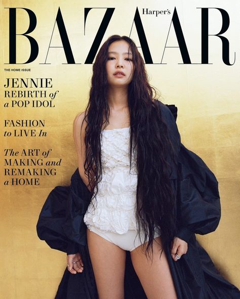 BLACKPINK's Jennie is featured in Harper's Bazaar US, captivating fans with her mesmerizing beauty Zoe Ghertner, Harpers Bazaar Magazine, Bazaar Magazine, The Black Label, All Eyes On Me, Mode Kpop, Harper’s Bazaar, Pop Idol, Jennie Lisa