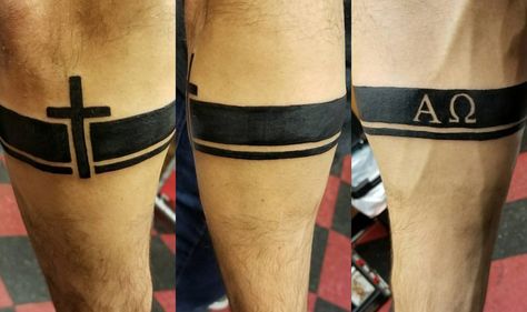 Cross Arm Band Tattoo, Alpha Tattoo Men, Christian Arm Band Tattoo, Alpha And Omega Tattoo, Omega Tattoo, Koch Tattoo, Christian Cross Tattoos, Tatuagem Masculina Pequena, Alpha And Omega