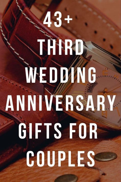 Best Leather Anniversary Gifts Ideas for Him and Her: 45 Unique Presents to Celebrate Your Third Wedding Anniversary 2020 #gift #giftideas #anniversarygift Unique Leather Gifts For Men, Leather Anniversary Gifts For Husband, 3 Year Anniversary Gifts For Him, 3 Year Anniversary Gift Ideas For Him Marriage, Third Anniversary Gift, Leather Gift Ideas For Him, Gift For Anniversary Couple, 3rd Wedding Anniversary Gifts For Him, Third Anniversary Gift Ideas For Him