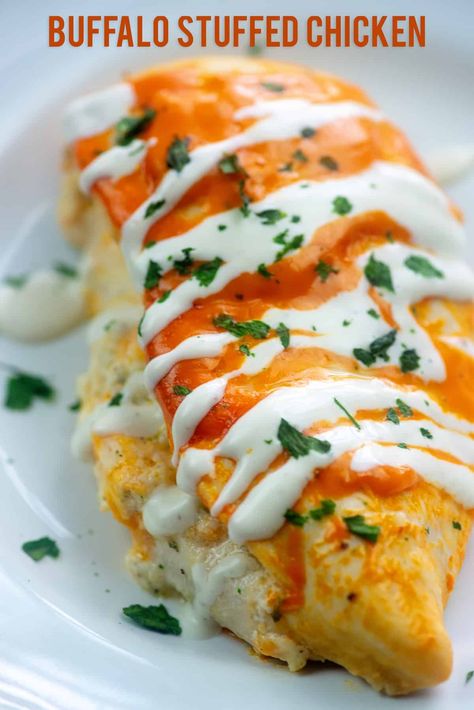 Cheesy Ranch, Buffalo Chicken Recipes, Buffalo Ranch, Diner Recept, Resep Diet, Makanan Diet, Buffalo Sauce, Keto Recipes Dinner, Stuffed Chicken