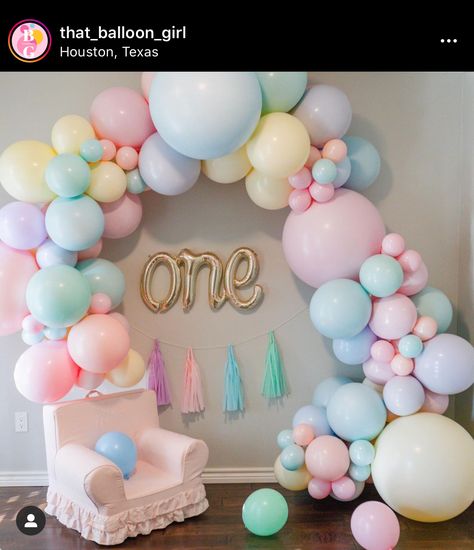 Pastel Rainbow Birthday Decorations, First Birthday Girl Balloons, Pastel 1st Birthday Party, Pastel First Birthday Party Decor, Pastel First Birthday Cake, First Birthday Balloon Decorations, Pastel Decorations Party, Pastel 1st Birthday Girl, Pastel Balloons Decoration