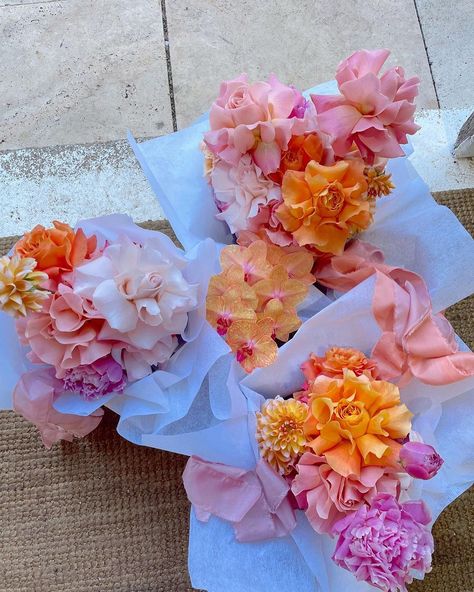 Roses, Orchids, Dahlias & Peonies in a mix of Orange, Pink & Purple tones 🍑🌸😈 Colourful, Vibrant and Super Playful Enquire via the link… | Instagram Pink Orange Yellow Purple Color Palette, Purple Pink Orange Wedding Flowers, Pink Orange Wedding Flowers, Orange And Purple Flowers, Orange Purple Wedding, Orange Wedding Decorations, Yellow Wedding Decorations, Purple White Wedding, Orange Bridal Bouquet