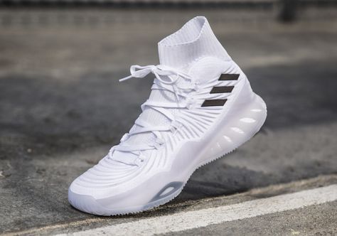 adidas puts Forged Primeknit into its new Crazy Explosive basketball shoe. Tips For Basketball, Nice Shoes For Men, Best Sandals For Men, Girls Basketball Shoes, Futuristic Shoes, Basketball Shoes For Men, Best Basketball Shoes, Jordans Girls, Adidas Crazy