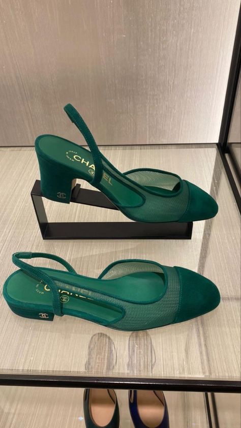 Green Chanel, Heels Chanel, Chanel Aesthetic, Chanel Heels, Chanel Slingback, Shoes Heels Classy, Dressy Shoes, Funky Shoes, Aesthetic Green