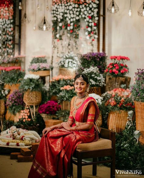 WedMeGood South (@wedmegoodsouth) • Instagram photos and videos South Indian Engagement Decor, Engagement South Indian, Wedmegood South, Traditional South Indian Wedding Mandap, South Indian Wedding Rituals, South Indian Vidhi Mandap, Gold Haram Designs, Engagement Portraits Poses, South Wedding