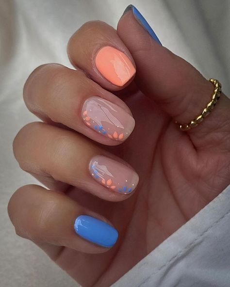 Down South Nails, 2024 Beach Nails, South Nails, Spring Nails 2024 Trends, Blue And Pink Nail Designs, Summer Nail Art 2024, Ora Nails, Nails 23, Summer Acrylic