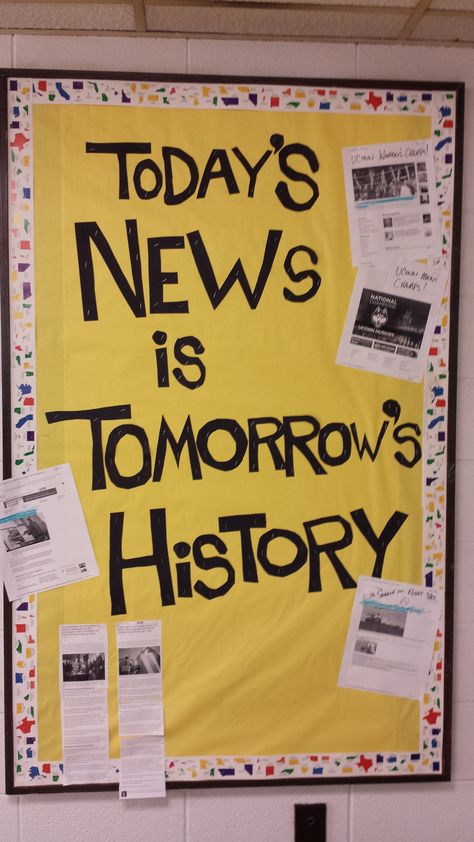 I love this bulletin board because it keeps up with current issues. We could tap into other news in foreign countries to keep students' knowledge up to date. Social Studies Bulletin Boards, History Teacher Classroom, History Bulletin Boards, History Classroom Decorations, High School History Classroom, Classroom Decor Middle, Social Studies Education, Middle School History, High School Social Studies