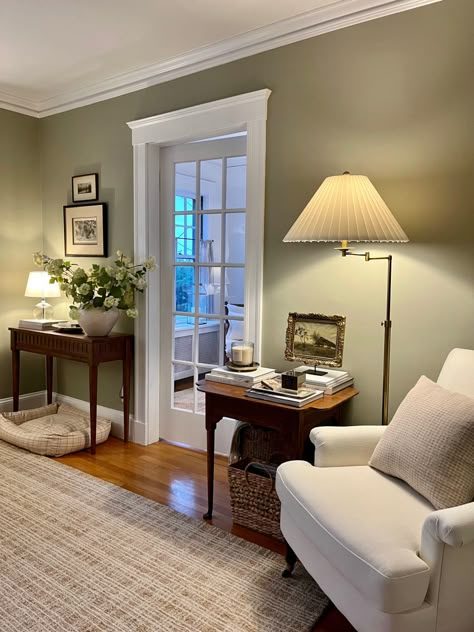 living room lamps, farrow and ball french gray, vintage decor, afloral stems, vintage art, styling coffee table books French Style Apartment Living Room, Cottage Green Living Room, Neutral Green Living Room Walls, Traditional Green Living Room, Minimalistic Vintage Interior, Farrow And Ball French Grey Living Rooms, Traditional American Home Decor, Timeless Modern Living Room, Cosy English Living Room