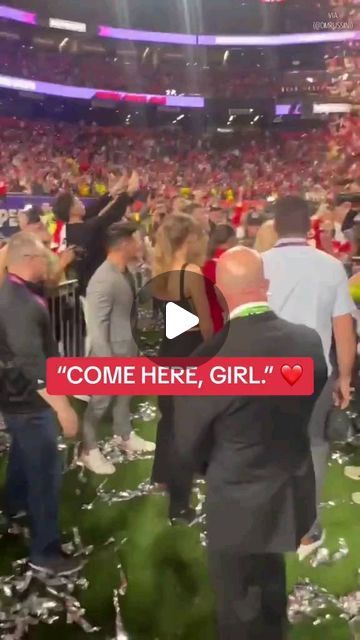 ️🏈 Travis Kelce Fans ️🏈 on Instagram: "Travis Kelce and Taylor Swift after the Chiefs’ Super Bowl win ❤️ 🔍 Credit: on tiktok @yahoosports --------------------- 📣 Follow us and tag a friend for updates! 🔔 Make sure post notifications are on to stay informed! ⚠️ Visit our store in the bio link to show some love! Thank you! 💙 . . . . . . ." Taylor And Travis Superbowl, Travis Kelce And Kayla Nicole, Travis Kelce Taylor Swift, Taylor Swift Travis Kelce, Taylor Swift And Travis Kelce, Catching Kelce, Kelce Chiefs, Chiefs Super Bowl, Easy Drawing Steps