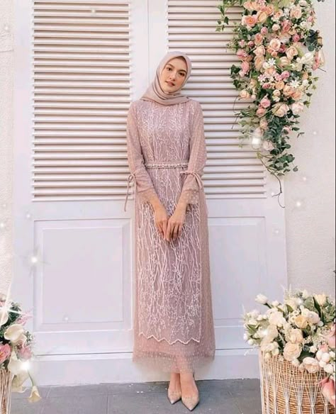 Jangan Lupa Klik dan Kunjungi Toko Aku ya . . . . #kebaya #lebaran2022 #gamis Bridesmaid Dresses Hijab Brokat Simple, Bresmaid Dresses Muslim Weddings, Dress Kondangan Modern Hijab, Kebaya Brokat Bridesmaid, Dress Brokat Modern Fashion, Dress Brukat Hijab Modern, Model Dress Brokat Modern Hijab, Dress Brokat Simple, Model Kebaya Brokat Modern Hijab