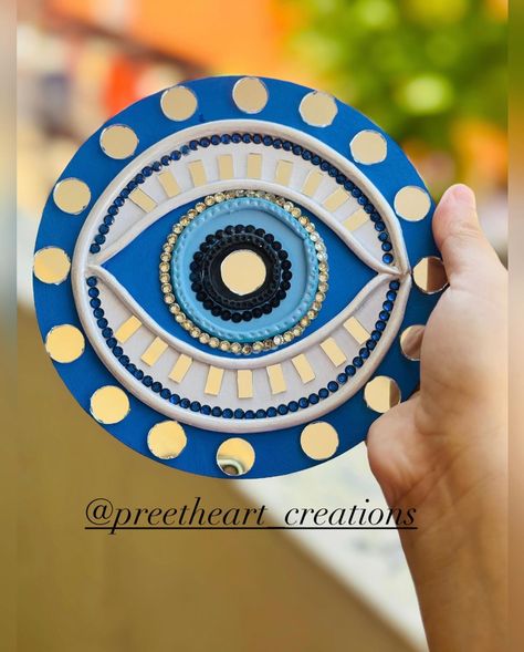 🩵🧿Every tongue that rises against me shall be silenced. 💙🧿No evil will come my way or invade my energetic ……………space 🤍🧿May every evil eye upon me go blind. I AM protected. Evil Eye On Canvas, Evil Eye Lippan Art, Lipin Art, Mould Art, I Am Protected, Sui Dhaga, Mud Art, Lipan Art, Greek Eye