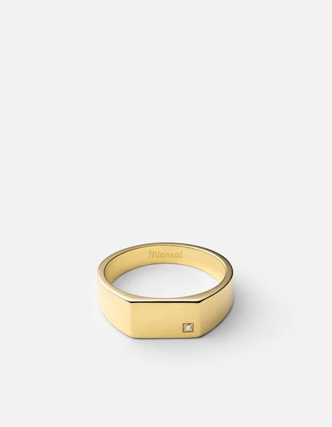 Mens Designer Jewelry, Rectangular Prism, Polished Man, Mens Rings Fashion, Signet Ring Men, Mens Gold Jewelry, Mens Gold Rings, Gold Signet Ring, Engagement Rings For Men