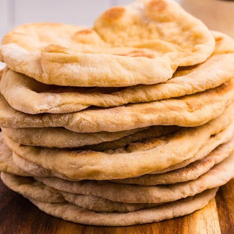 Sourdough Pita Bread Recipe, Sourdough Pita Bread, Sourdough Pita, Simple Sourdough, Homemade Pita Bread, Pita Bread Recipe, Pita Recipes, Pita Bread, Dough Balls