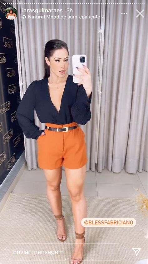 Short Naranja Outfit, Orange Shorts Outfit, Looks Com Short, Look Shorts, Look Con Short, Outfit Mujer, Easy Trendy Outfits, Looks Chic, Estilo Casual