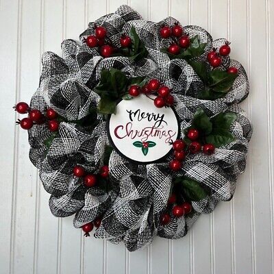 Red And Gold Christmas Wreath Deco Mesh, Gothic Christmas Wreath, Christmas Deco Mesh Wreaths, Buffalo Check Christmas Wreath, Simple Christmas Wreath, Black And White Wreath, Christmas Ribbon Crafts, Xmas Village, Battery Candle