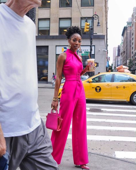 The Thing About Haters Is That They Love To Pretend They Don’t See You Shining! But Shine Babygirl, Shine✨ 📸 @sadesolomon 💕 Pink Jumpsuit Outfit Classy, Pink Jumpsuit Outfit, Pink Monochrome Outfit, Pink Ladies Outfit, Hot Pink Outfit, Pink Monochrome, Colour Blocking Fashion, Women Jumpsuit, Colorful Jumpsuit