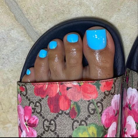 Cute Toes Nails, Baddie Toe Nails, Baddie Essentials, Blue Toe Nails, Nails Board, Nail Laquer, Gel Toe Nails, Baby Blue Nails, Acrylic Toes