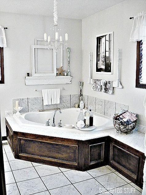 22 Wood Covering Ideas for Modern Bathroom Tubs, Adding Natural Beauty to Bathroom Design Garden Tub Ideas, Garden Tub Decor, Drop In Tub Ideas, Garden Tub Decorating, Tub Decorating Ideas, Tub Remodel, Drop In Tub, Bathtub Decor, Corner Tub