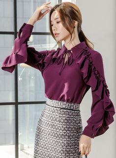 StyleOnme_Ruffle Rib Blouse Dress Outfit, Blouse Tops Designs, Trendy Shirt Designs, Women Blouses Fashion, Iranian Women Fashion, Blouse Purple, Collared Blouse, Fashion Tops Blouse, Sleeves Designs For Dresses