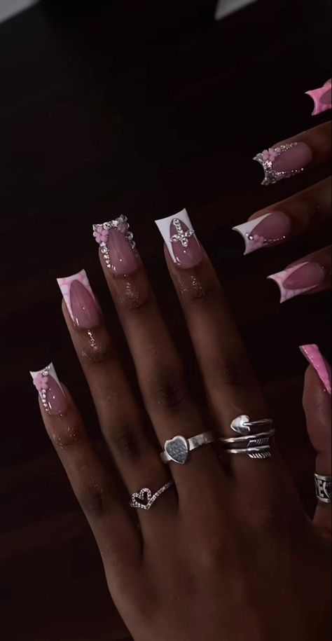 Nail Inspo Acrylic Designs, Cute Pink Acrylics, Cute Nail Ideas Coffin, Cute Nails Acrylic Green, 19 Birthday Nail Ideas, Short Acrylic Nails Spring 2024, Nail Style Ideas, Acrylic Nail Designs Yellow, Homemade Nails Ideas