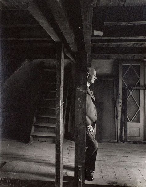 Otto Frank, Anne Frank's father and only surviving family member, revisiting the attic, May 3rd, 1960 Anna Frank, Perang Dunia Ii, Anne Frank House, Rare Historical Photos, Historia Universal, History Nerd, Anne Frank, The Attic, History Photos