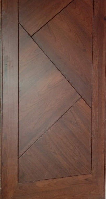 Room Gate Design Wooden Modern, Polish Doors Design, Wooden Door For Bedroom, Door Design With Laminate, Wooden Door Design For Rooms, Door Design Grooves, Wooden Laminate Door Design, Wooden Polish Doors, Polish Door Design