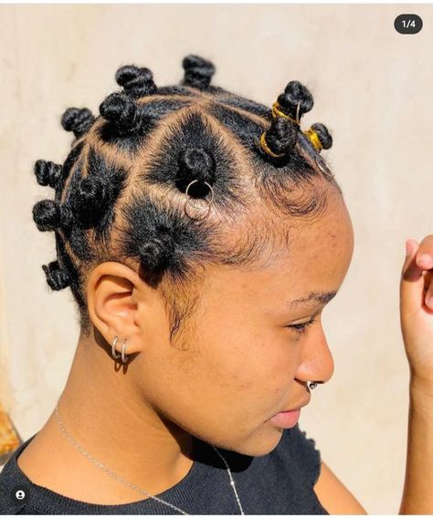 bantu knots Bantu Knots Short Hair, Bantu Knot Hairstyles, Natural Hair Short Cuts, Hair Knot, Bantu Knots, Afro Textured Hair, Pelo Afro, Pretty Braided Hairstyles, Natural Hair Styles Easy