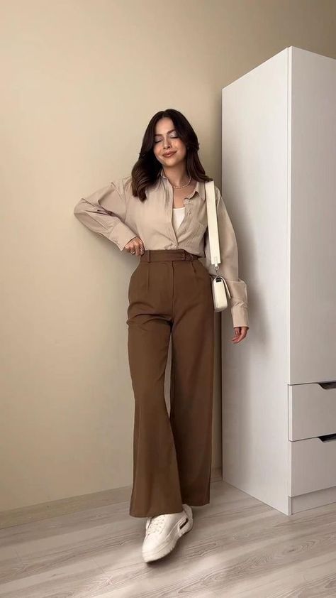 Fesyen Korea, Curvy Casual Outfits, Business Casual Outfits For Work, Casual College Outfits, Business Casual Outfits For Women, Quick Outfits, Everyday Fashion Outfits, Casual Day Outfits, Ținută Casual