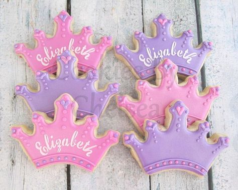 Birthday Cake Princess, Disney Princess Cookies, Crown Cookies, Cake Princess, Super Cookies, Princess Crowns, Princess Cookies, Cookies Decoradas, Disney Cookies