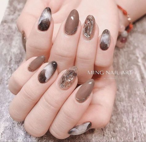 Nail Art Coklat, Emerald Nails, Eye Nail Art, Korean Nail Art, Elegant Nail Art, Beauty Nails Design, Pretty Gel Nails, Cat Eye Nails, Nail Designs Spring