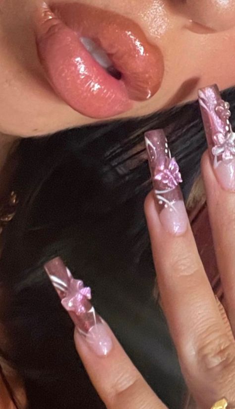 Kali Uchis Nails, Cute Acrylic Nail Designs, Classy Acrylic Nails, Kali Uchis, Unique Acrylic Nails, Nails Pink, Pink And Brown, Cute Acrylic Nails, Acrylic Nail Designs