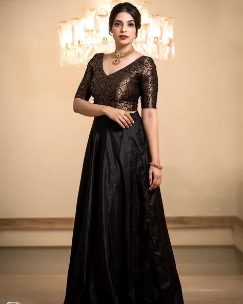 Lehenga For Stitching, Black Onam Outfit, Kerala Skirt And Top Designs Black, Black Skirt And Top Indian, Black Skirt Outfit Traditional, Black Skirt And Top Traditional, Black Pattupavada For Women, Madhuram Veppu Dress Kerala, Pavada And Top Model