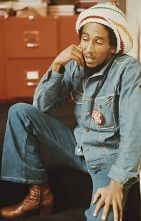 https://flic.kr/p/2puSp5e | Bob Marley | Watch Trailer HERE!: www.youtube.com/watch?v=ajw425Kuvtw Image Bob Marley, Bob Marley Legend, Marley Family, Bob Marley Pictures, Reggae Bob Marley, Robert Nesta, Nesta Marley, Reggae Style, Canadian Tuxedo