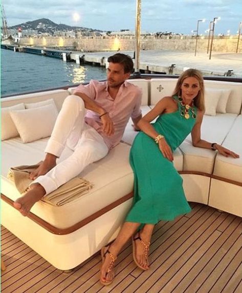 olivia palermo, yacht, sundress, boat, summer vacation, jetsetter style, vacation outfit, boat, sailing Olivia Palermo Outfit, Estilo Olivia Palermo, Olivia Palermo Lookbook, Estilo Ivy, Olivia Palermo Style, Stylish Couple, Elegante Casual, Estilo Chic, Olivia Palermo