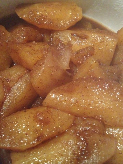 Cooked Sliced Apples, Best Stewed Apples, Stew Apples Recipes, Easy Stewed Apples, Apple Stew Recipes, Stewed Apples Healthy, Stew Apples, How To Stew Apples, Stewed Apples Recipes