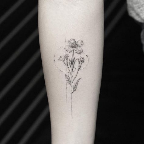 Flower tattoo. Fine line tattoos are little accessories to your skin and Mr. K is a king in the fine line department. Enjoy! Flower Tattoo Fine Line, Dr Woo Tattoo, Tattoo Fine Line, Tattoo Ankle, Little Accessories, Iris Tattoo, Shape Tattoo, Shoulder Tattoos For Women, Floral Tattoo Design