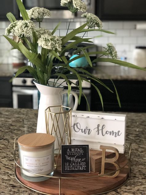 Rustic Kitchen Centerpiece Ideas, Dining Table Centerpiece Everyday Modern Square, Decor For Breakfast Table, Middle Of Island Decor, Kitchen Island Decorations Ideas Decor, Kitchen Accent Table Decor, Counter Top Tray Decor, Large Center Island Decor, Dining Round Table Centerpiece Everyday