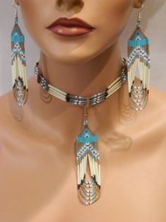 Native American Beadwork Patterns, Seed Bead Jewelry Patterns, Native American Earrings, Native American Beaded Earrings, Native American Beadwork, Necklace Patterns, Beaded Earrings Patterns, Native Jewelry, Native American Beading