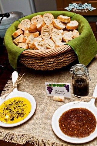 Bread with dipping sauces #bread #dippingsauce Wine Tasting Snacks Appetizers, Hosting Wine Tasting Party, Wine And Cheese Birthday Party, Outdoor Wine Tasting Party, Hosting Wine Night, Winery Food Ideas, Wine Tasting Dinner Party, Winery Food Ideas Appetizers, Bread Platter Ideas