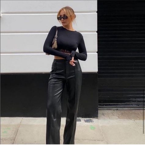 Leather Pants Outfit All Black, Aritzia Melina Pant Outfit, Melina Pant Outfit, Wide Leather Pants, Leather Pants Outfit Going Out, Aritzia Melina Pant, Hem Dress Pants, 25 Birthday, Snake Print Pants