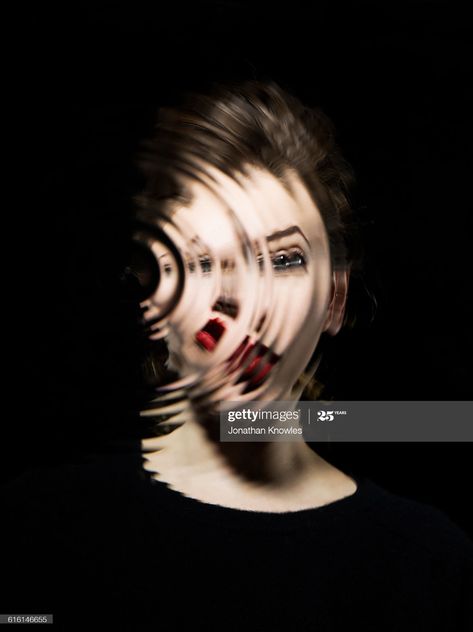 Water Distortion, Water Portraits, Water Reflection Photography, Face Distortion, Water Portrait, Distortion Photography, Distortion Art, Portrait Edit, Reflection Photos