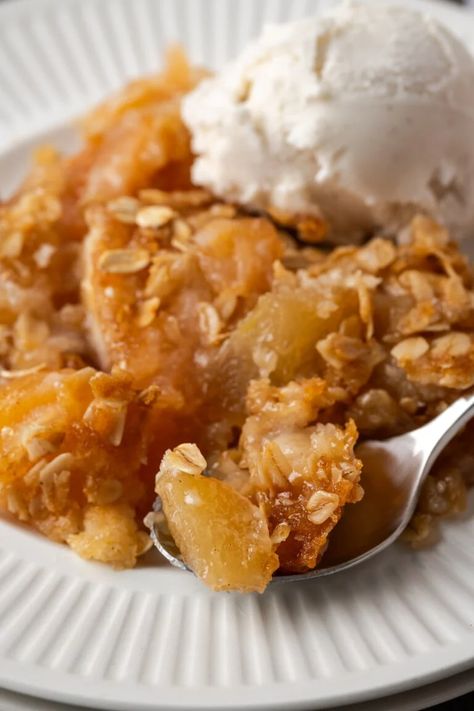 Apple Pie Filling Cake, Pie Filling Cake, Spiced Apple Pie, Filling Cake, Apple Dump Cake, Egg Free Baking, Easy Cake Recipe, Apple Dump Cakes, Fall Desserts Easy